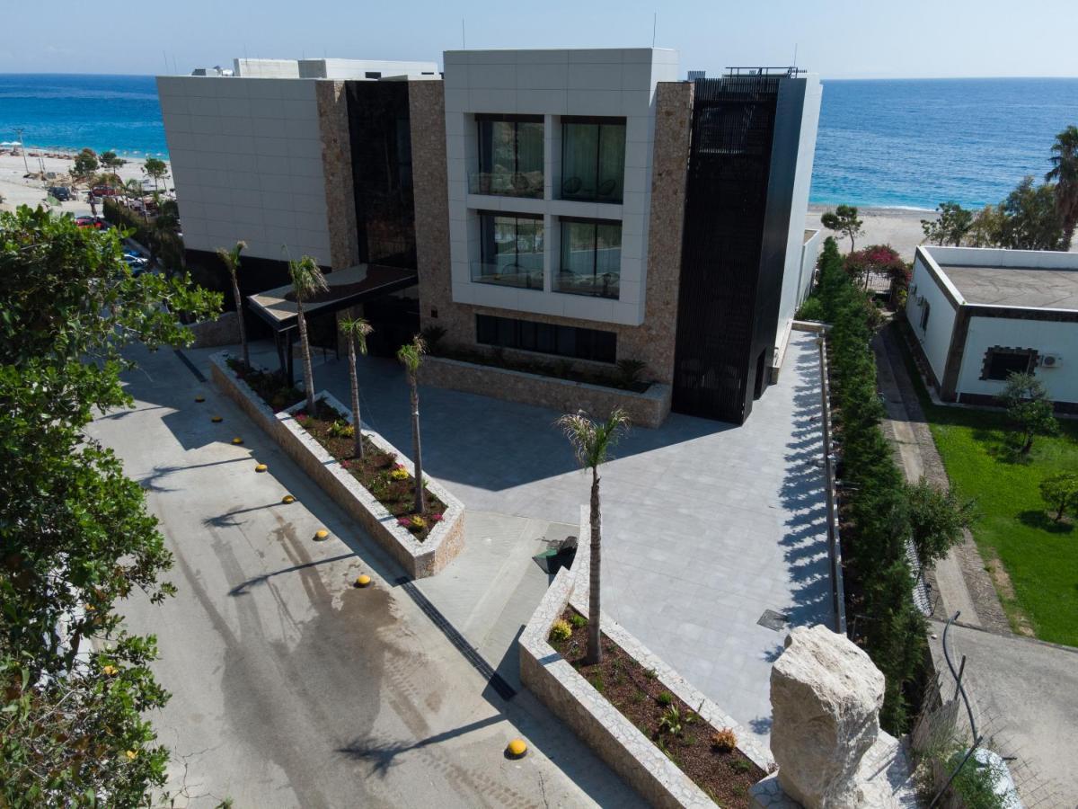 Nassau Hotel Дхерми Экстерьер фото
