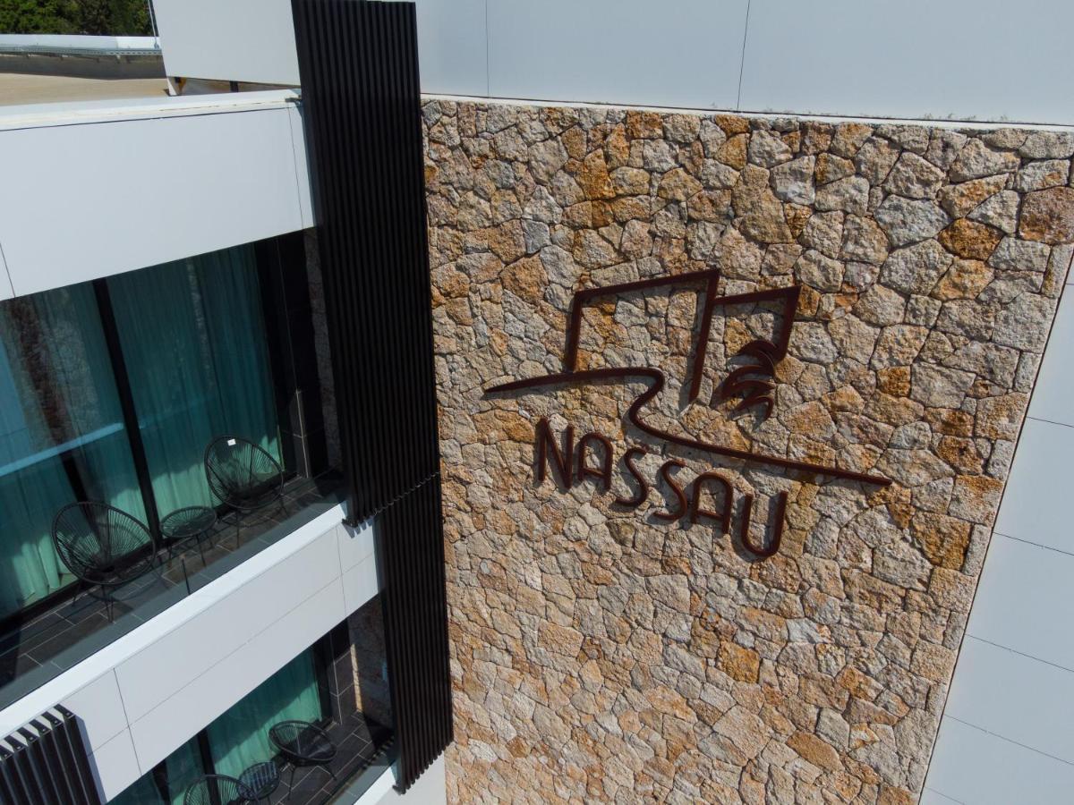 Nassau Hotel Дхерми Экстерьер фото